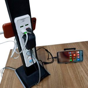 Totem Extensão Recarga e USB uso